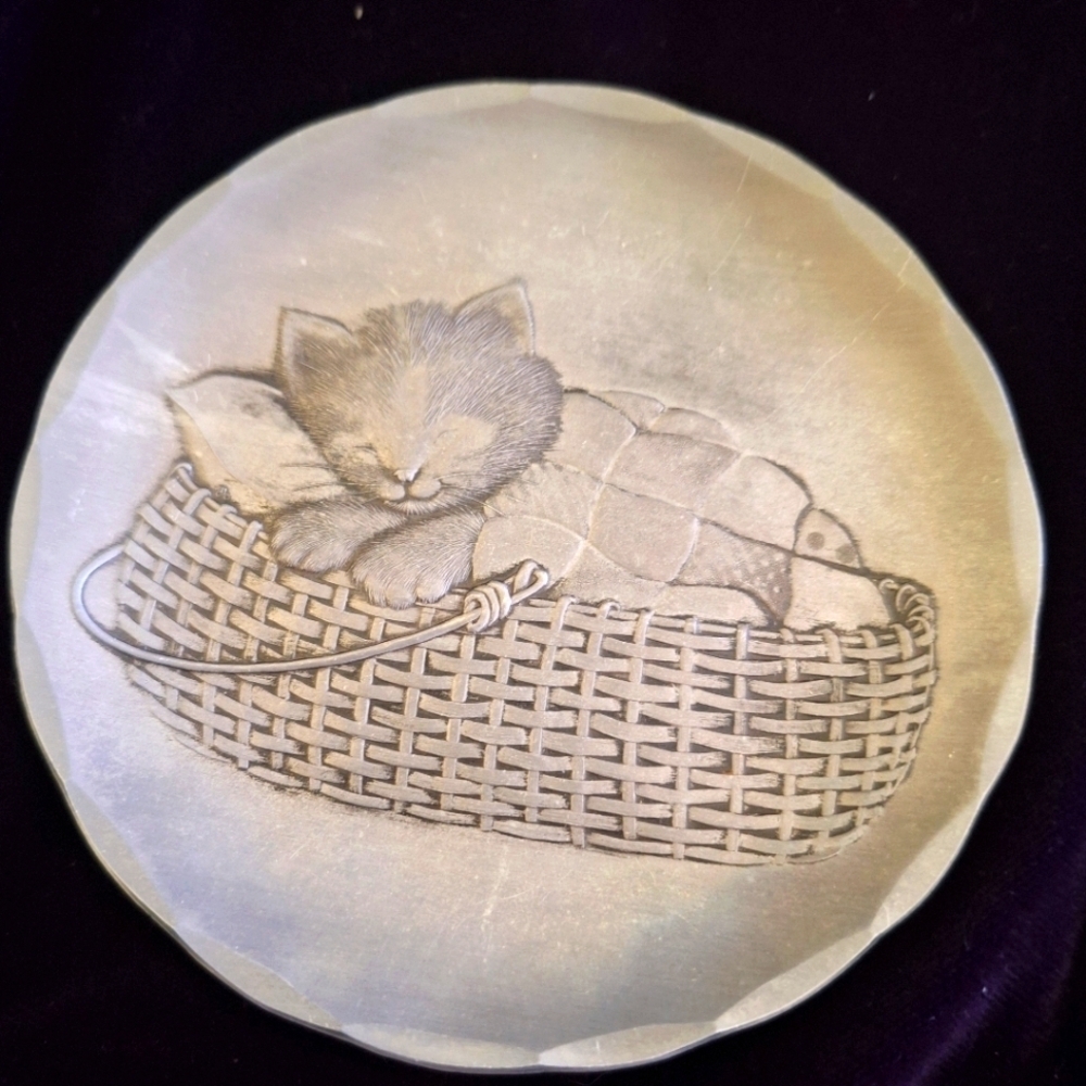 Wendell August Forge Hammered Aluminum Coaster/Trinket Tray Kitten in basket